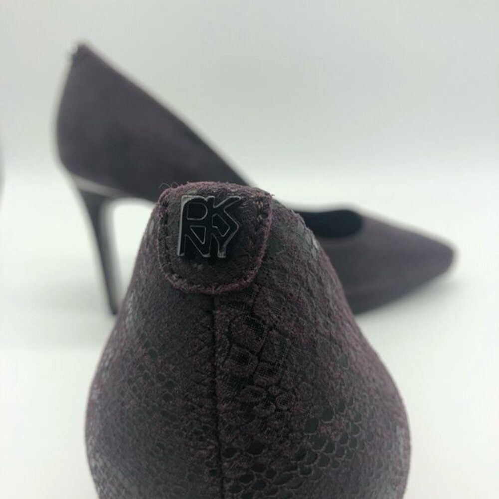DKNY Purple Snakeskin Embossed Pointed Toe Platform Pumps High Heels - Picture 6 of 7